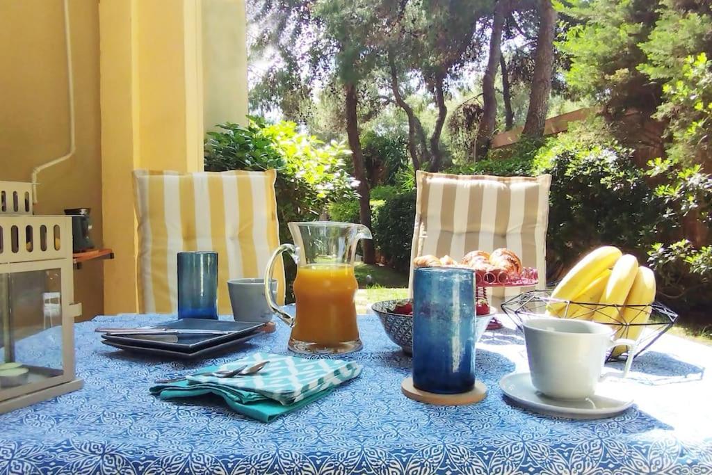 Garden Apartment With Bbq In The Athenian Riviera Екстер'єр фото