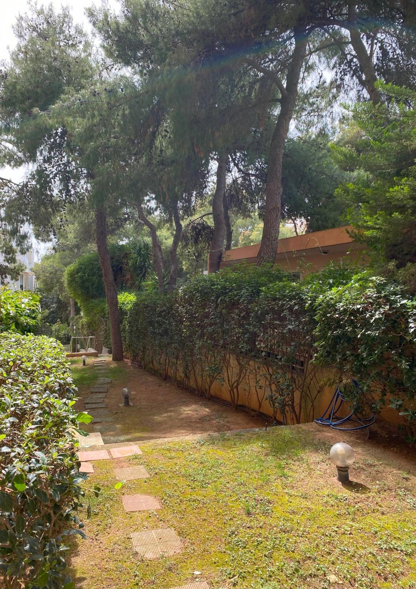 Garden Apartment With Bbq In The Athenian Riviera Екстер'єр фото